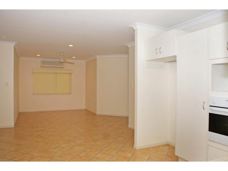11 Greenhaven Close, Clifton Beach QLD 4879