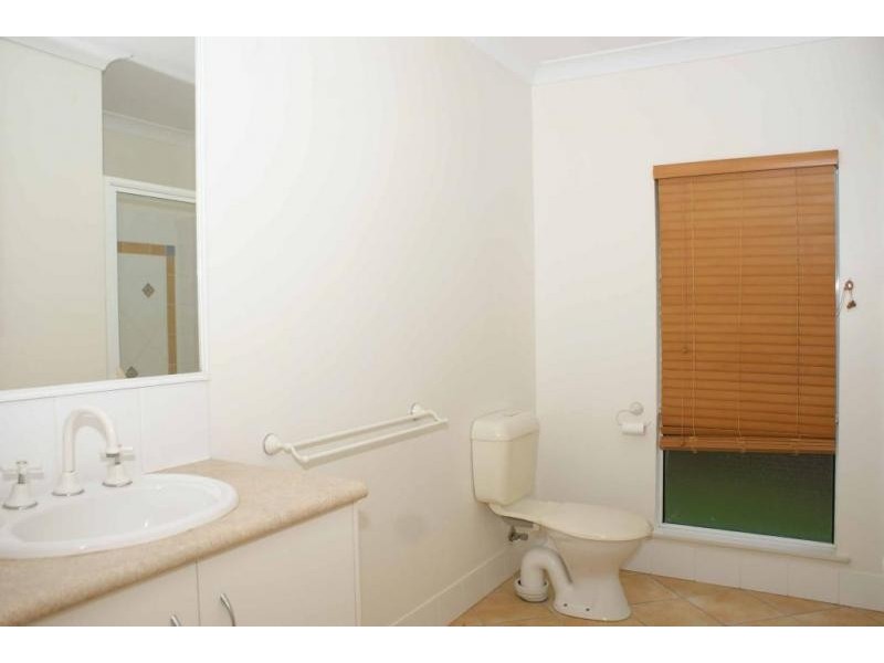 11 Greenhaven Close, Clifton Beach QLD 4879