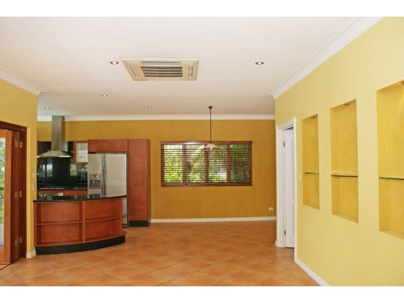 31/7 Tari Place, Trinity Beach QLD 4879