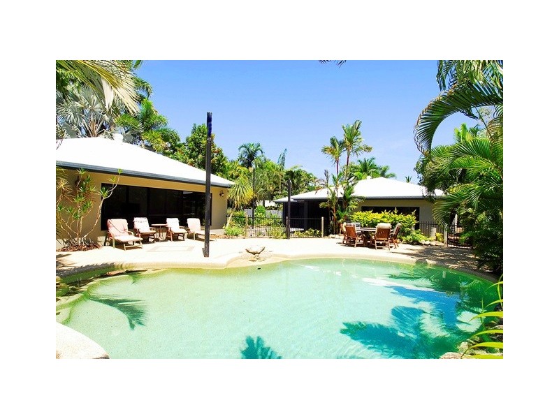39 Beaver Street, Clifton Beach QLD 4879