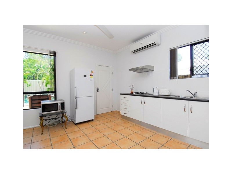 39 Beaver Street, Clifton Beach QLD 4879