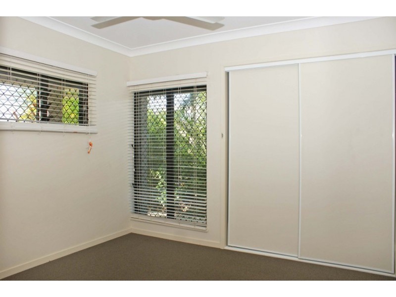 12 Redcap Bend, Trinity Park QLD 4879