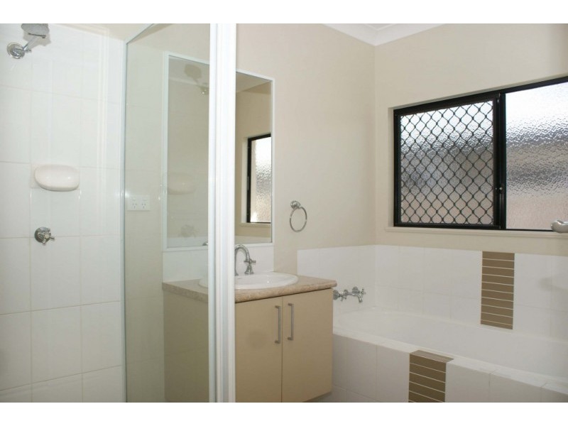 12 Redcap Bend, Trinity Park QLD 4879