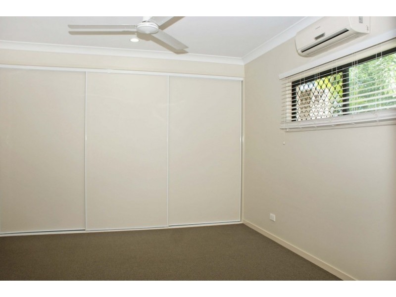 12 Redcap Bend, Trinity Park QLD 4879