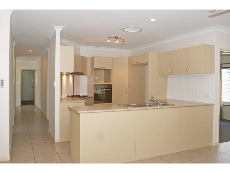 12 Redcap Bend, Trinity Park QLD 4879