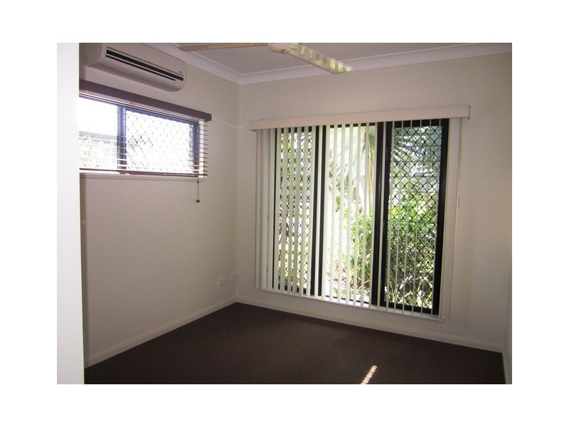 3 Chystanthus Street, Trinity Park QLD 4879