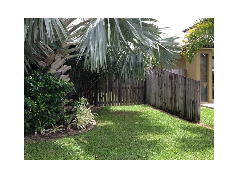 3 Chystanthus Street, Trinity Park QLD 4879