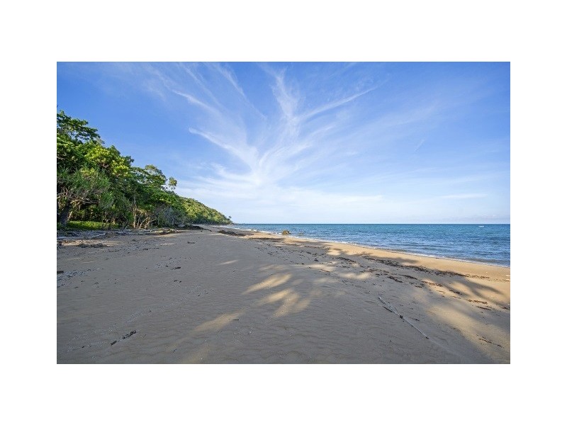 34 Holt Road, Garners Beach QLD 4852