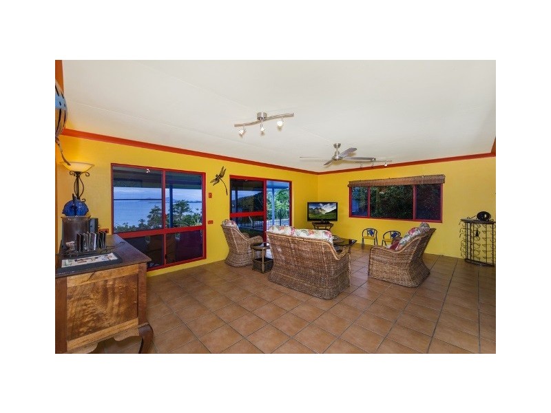 34 Holt Road, Garners Beach QLD 4852