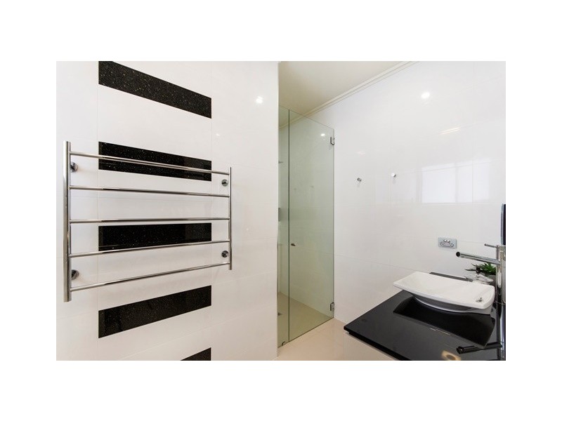 2 Ragamuffin Quay, Trinity Park QLD 4879