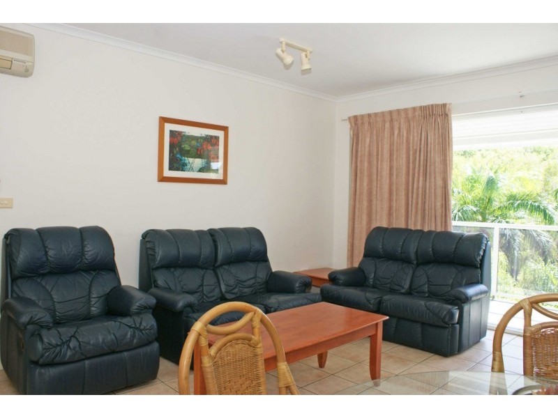 135/241 Coral Coast Drive, Palm Cove QLD 4879
