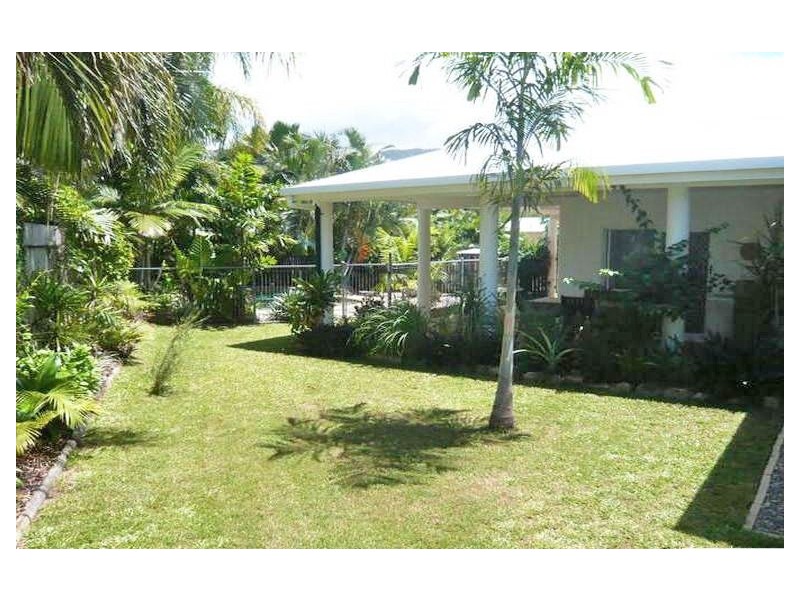 4 Ellwood, Kewarra Beach QLD 4879
