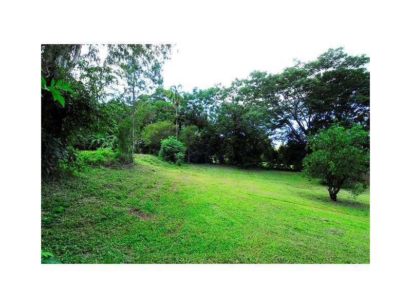 100 Stanton Road, Smithfield QLD 4878