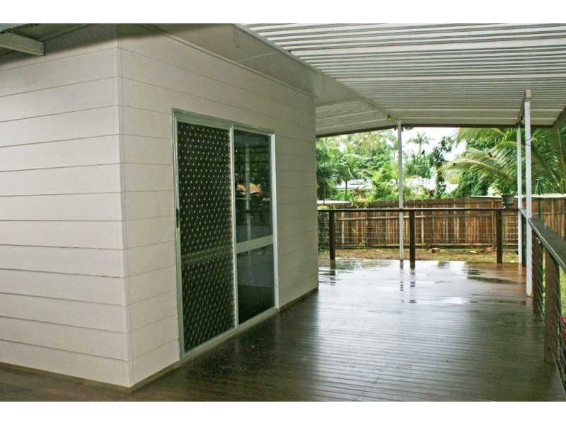 121 Trinity Beach Road, Trinity Beach QLD 4879