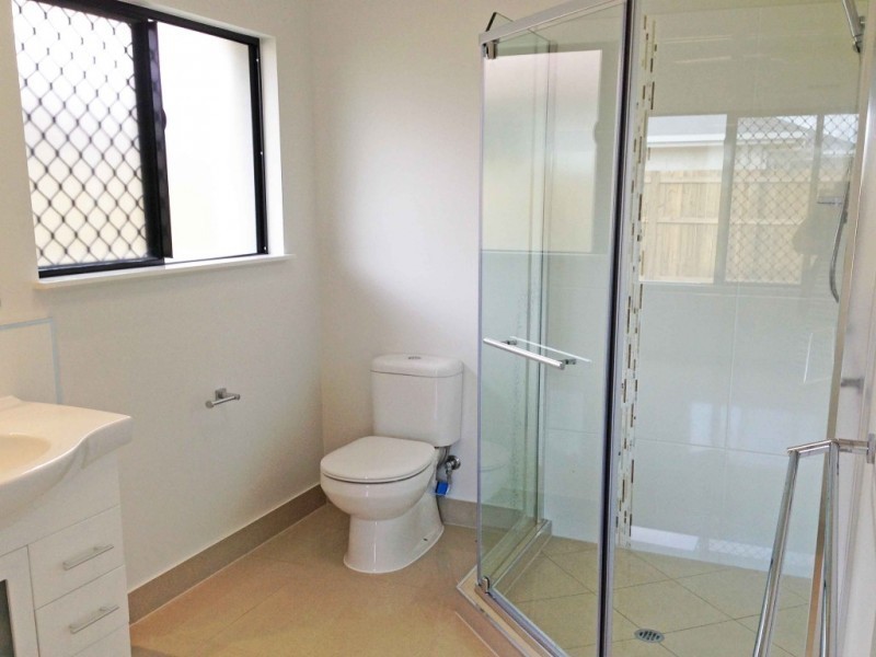 14 Marrabah Cl, Trinity Park QLD 4879