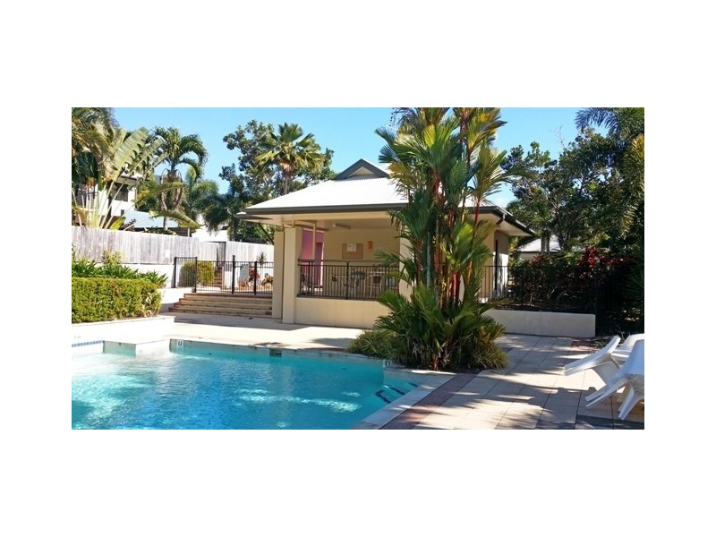 5/5 Arlington Esplanade, Clifton Beach QLD 4879