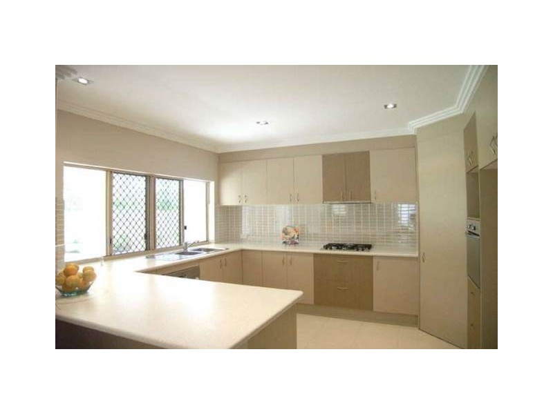 2 Pollock Close, Bentley Park QLD 4869