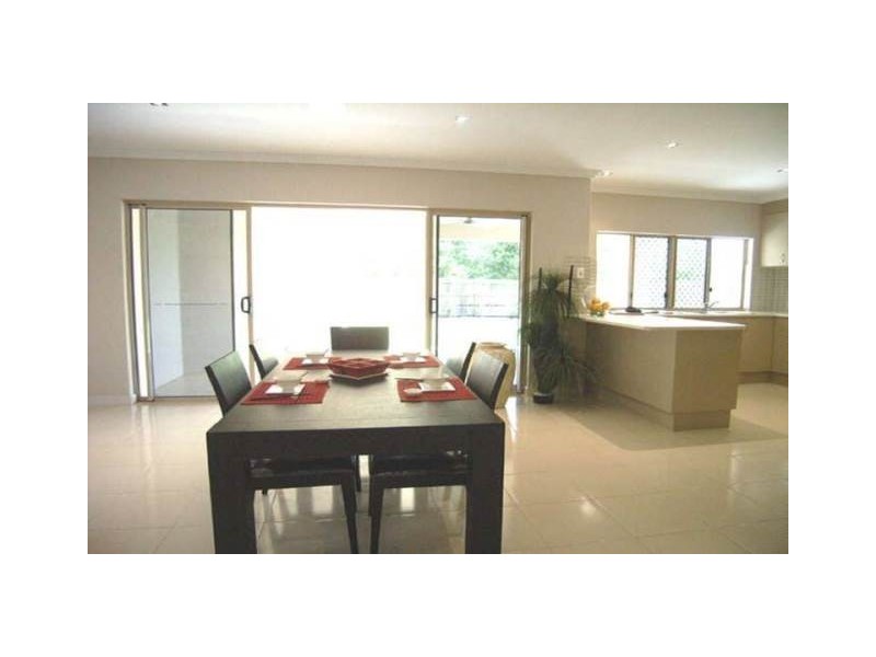 2 Pollock Close, Bentley Park QLD 4869