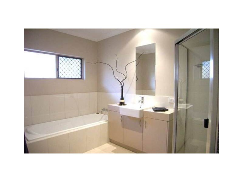 2 Pollock Close, Bentley Park QLD 4869
