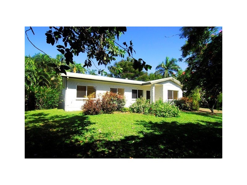 9 Coolum Close, Kewarra Beach QLD 4879