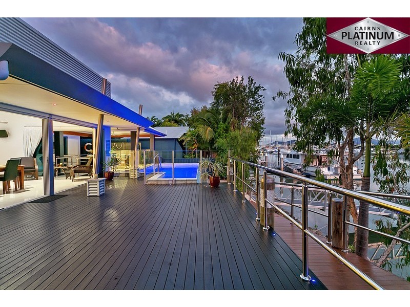 43 Riverside Parade, Trinity Park QLD 4879