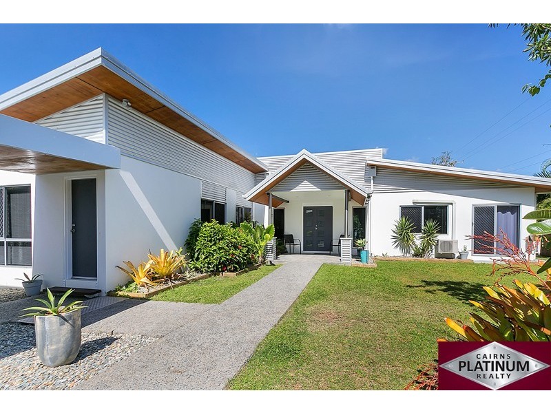 43 Riverside Parade, Trinity Park QLD 4879