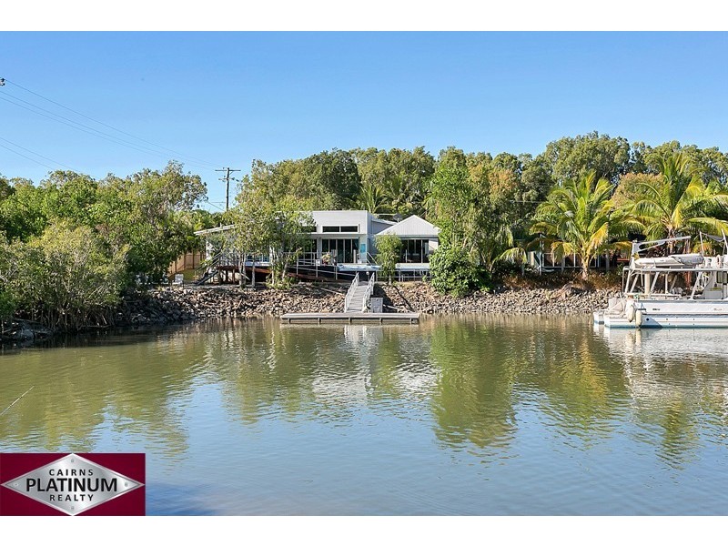 43 Riverside Parade, Trinity Park QLD 4879
