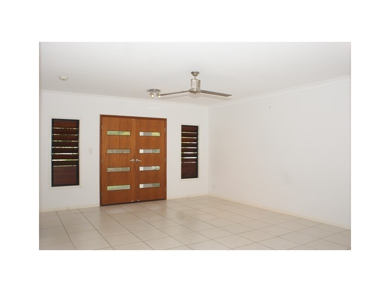 13 Bowline Close, Trinity Beach QLD 4879
