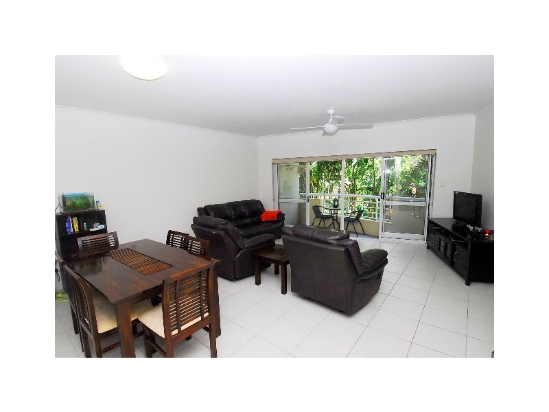 25 Digger Street, Cairns North QLD 4870