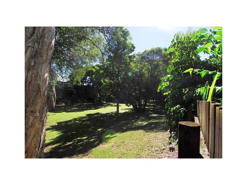 25 Digger Street, Cairns North QLD 4870