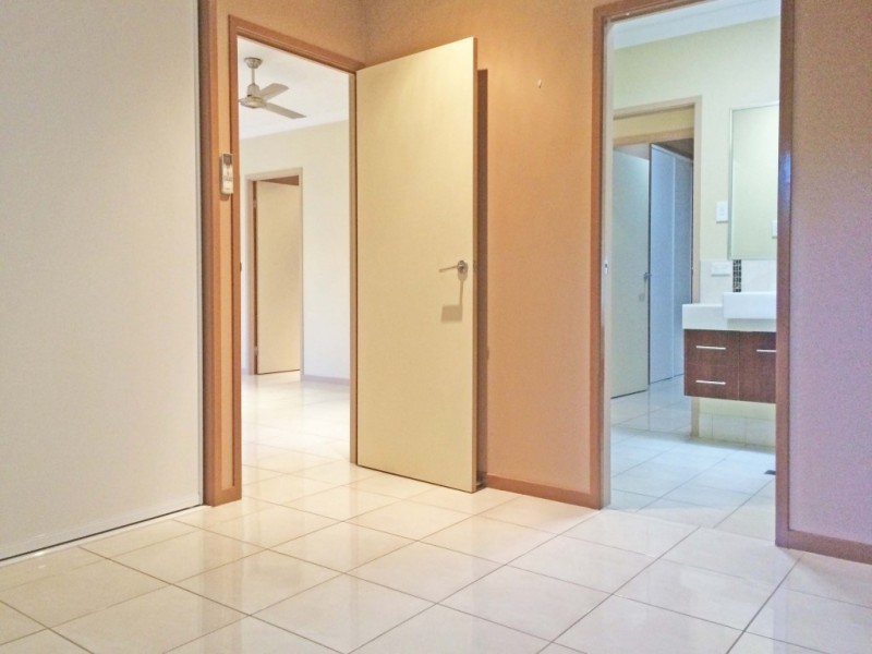 2/30 Lamb Street, Smithfield QLD 4878