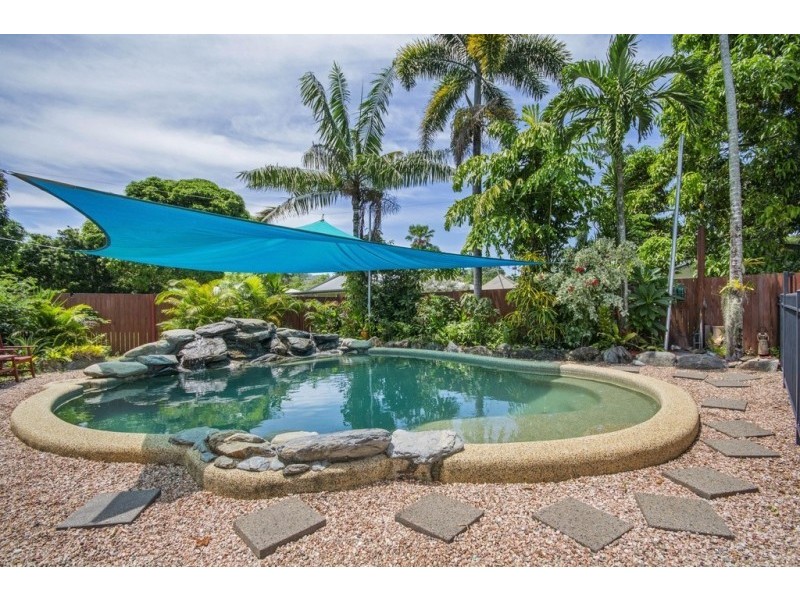 6 Summertime Cl, Trinity Park QLD 4879