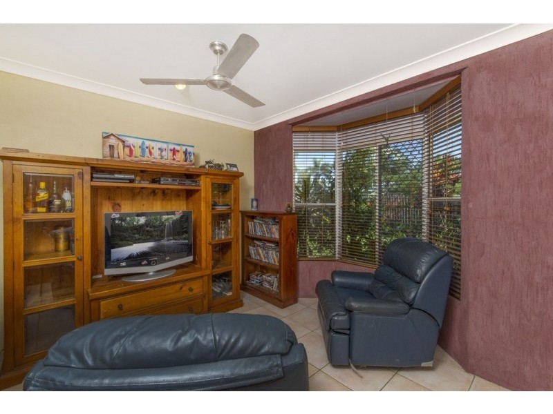 6 Summertime Cl, Trinity Park QLD 4879