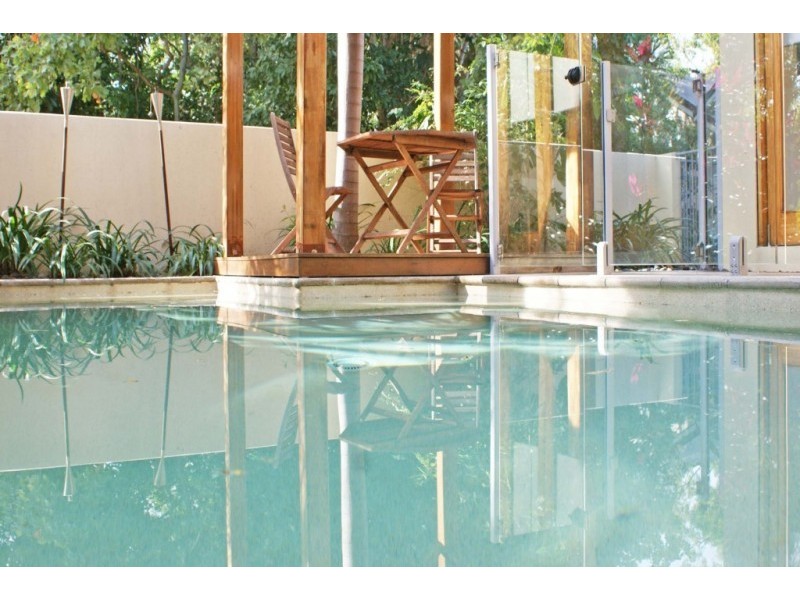 85 Ribbonwood Circuit, Palm Cove QLD 4879