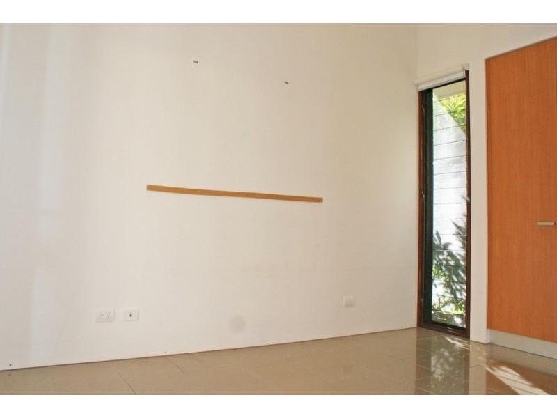 85 Ribbonwood Circuit, Palm Cove QLD 4879