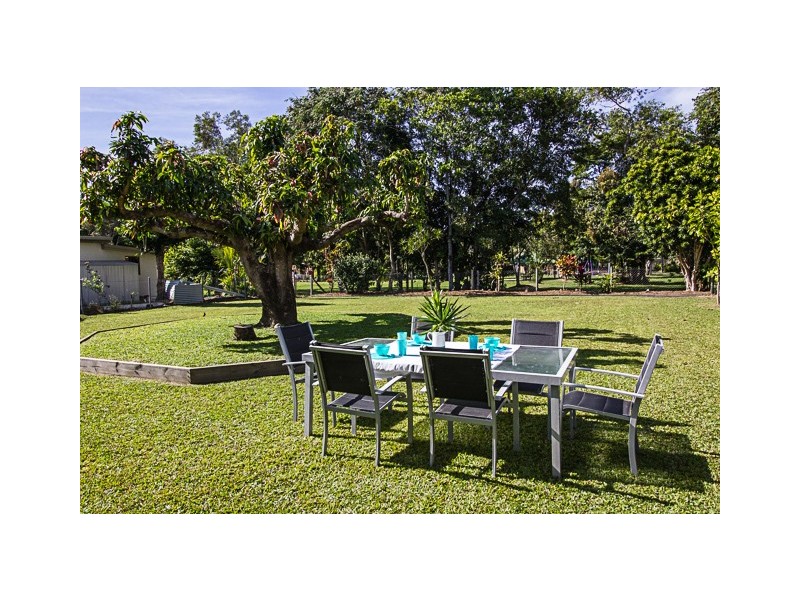 11 ESCAPE CLOSE, Clifton Beach QLD 4879