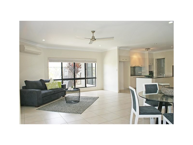 6 Barnacle Street, Trinity Beach QLD 4879