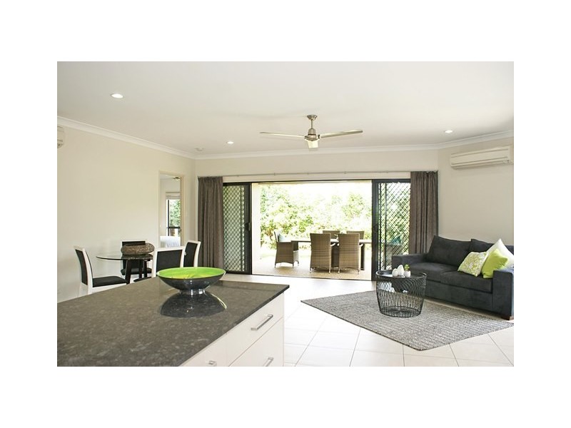 6 Barnacle Street, Trinity Beach QLD 4879