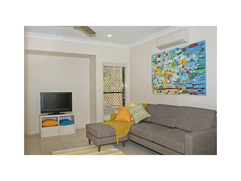 6 Barnacle Street, Trinity Beach QLD 4879