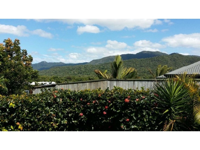 6 Barnacle Street, Trinity Beach QLD 4879