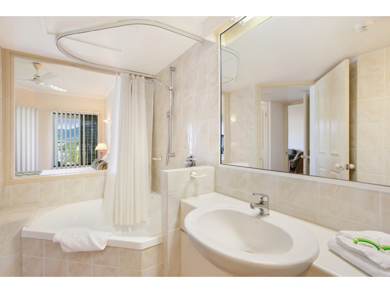 30/298 SHERIDAN STREET, Cairns North QLD 4870