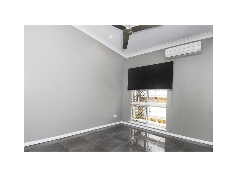 97 Cedar Road, Palm Cove QLD 4879