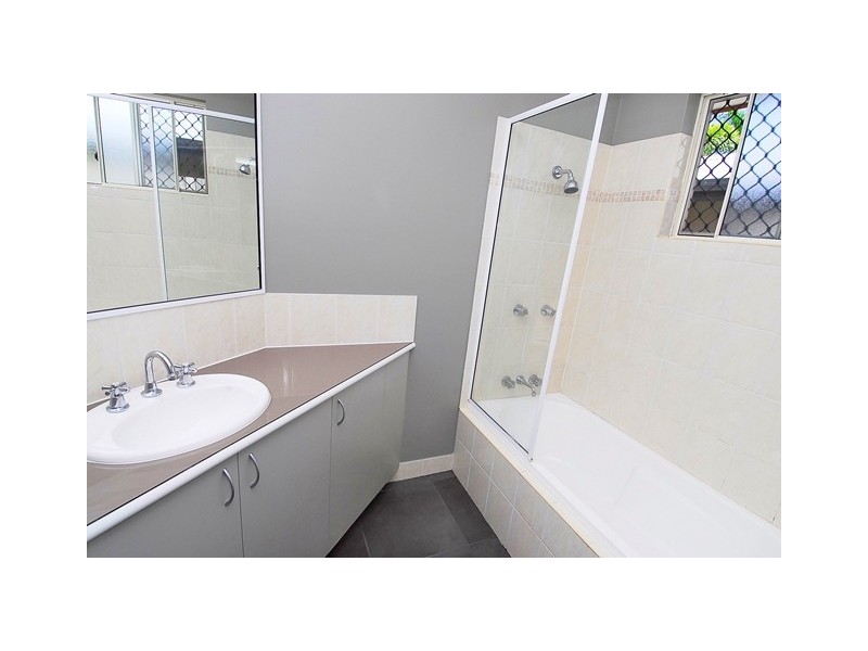 97 Cedar Road, Palm Cove QLD 4879