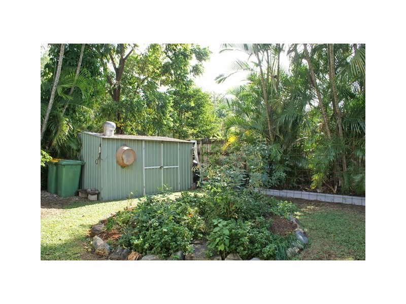 9 Hood Street, Trinity Park QLD 4879