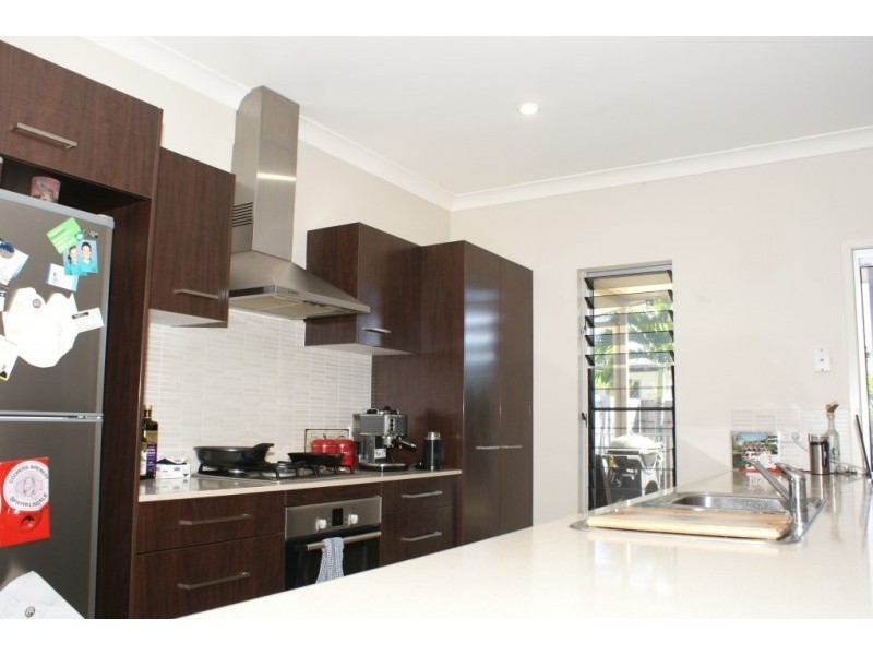 13 Hockey Ave, Smithfield QLD 4878