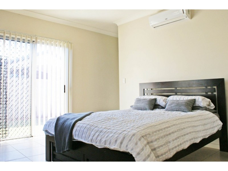 13 Hockey Ave, Smithfield QLD 4878