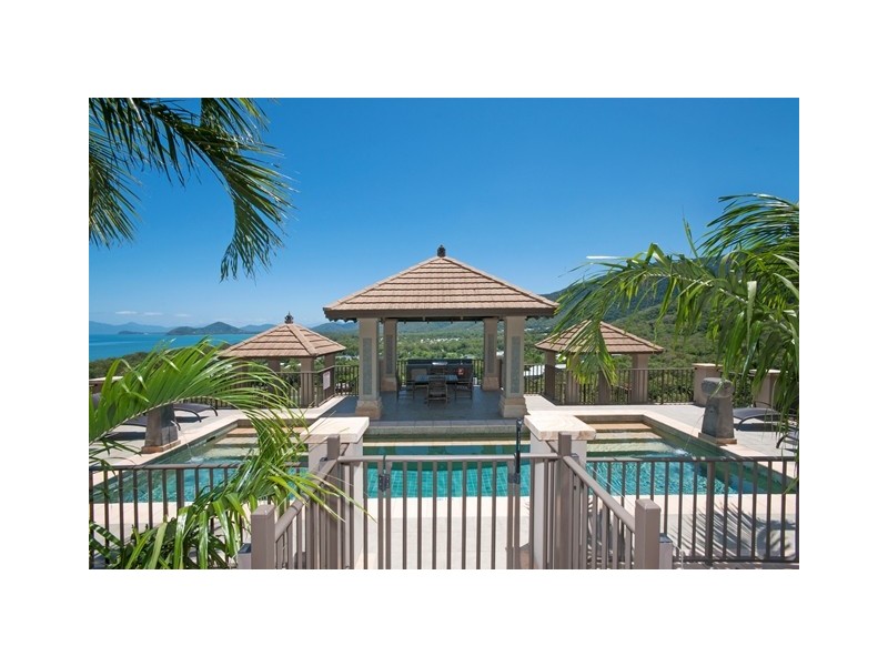 3/11 Colonel Cummings Drive, Palm Cove QLD 4879