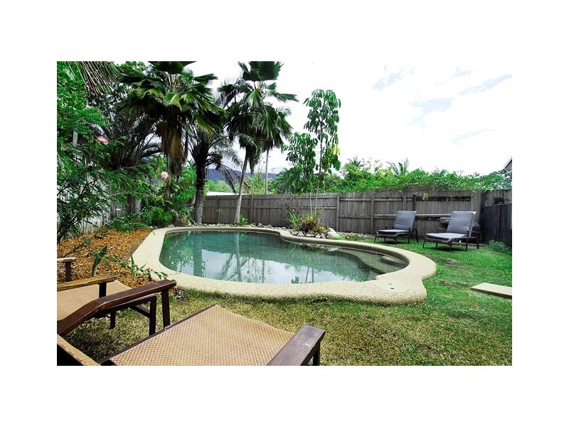4 Ellwood Close, Kewarra Beach QLD 4879