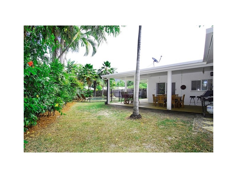 4 Ellwood Close, Kewarra Beach QLD 4879
