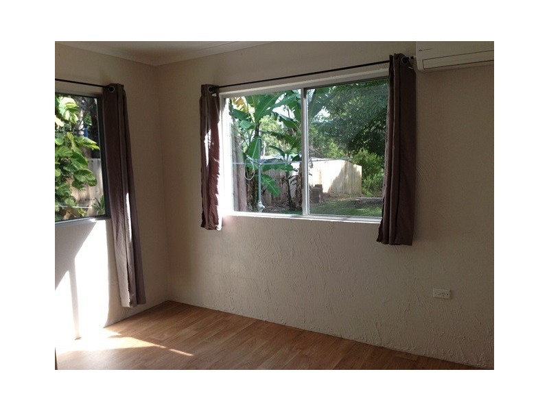 12 Riverside Parade, Trinity Park QLD 4879